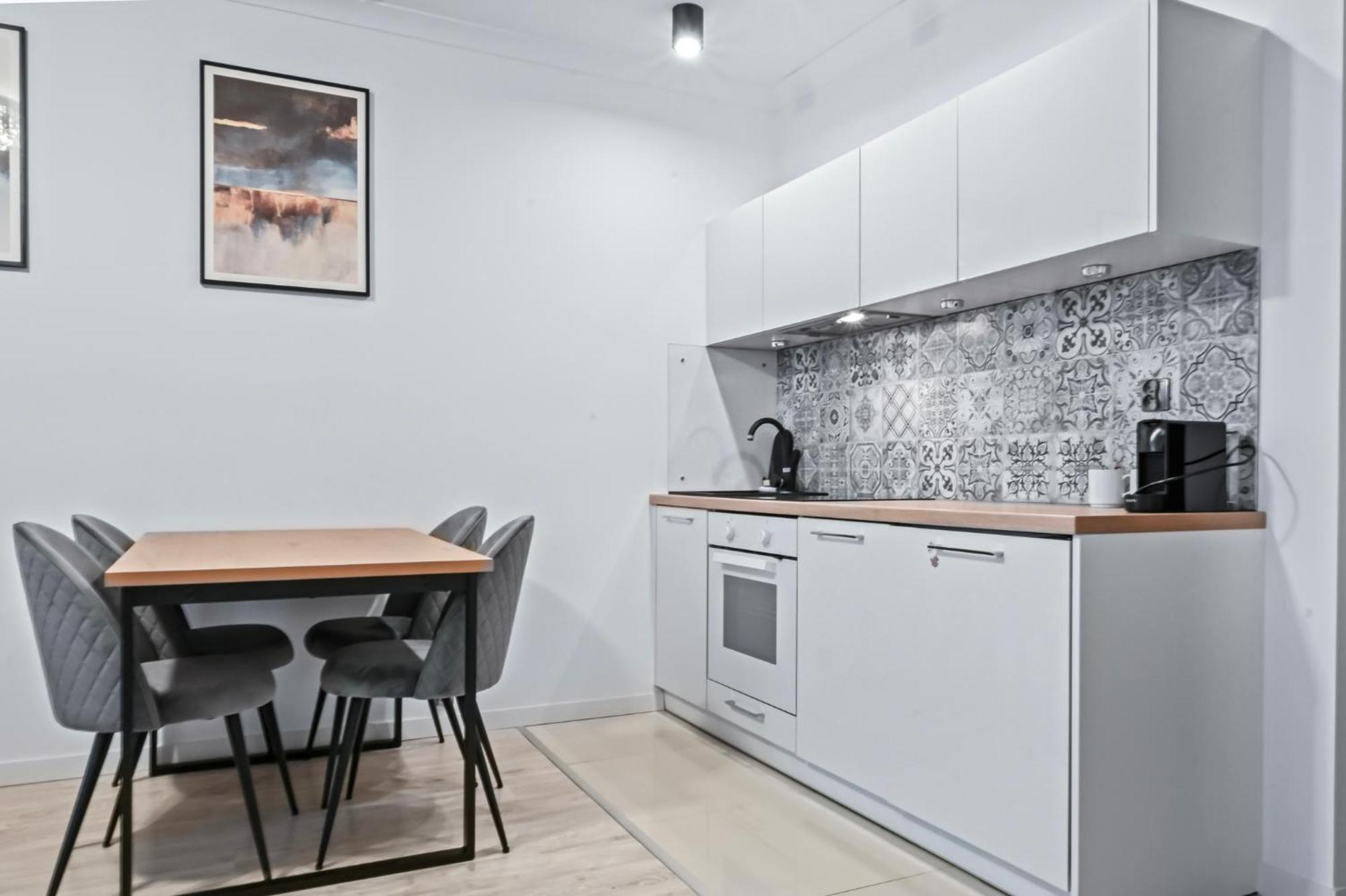 Rentplanet - Apartament Muranow Varşova Dış mekan fotoğraf